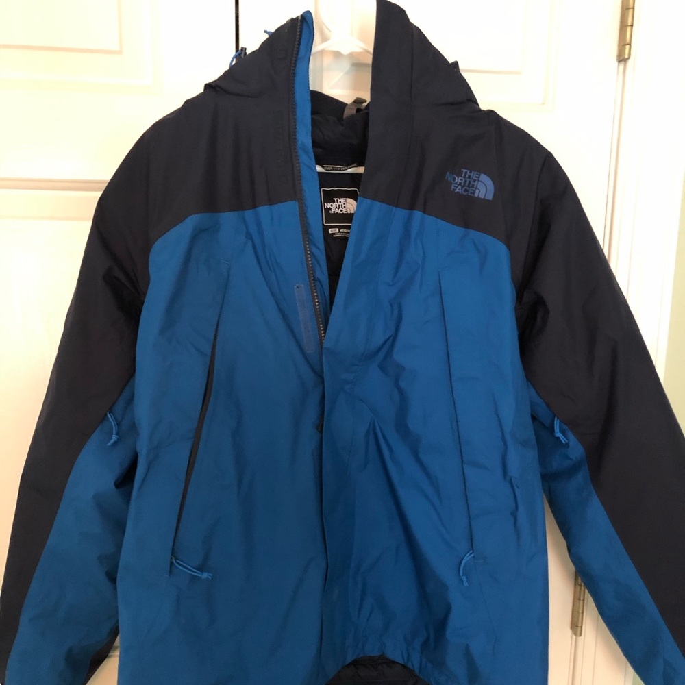 Men’s North Face coat